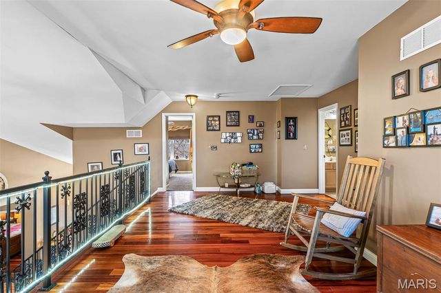 2401 Pfinister School Road, De Soto, MO 63020