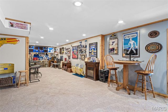 2401 Pfinister School Road, De Soto, MO 63020