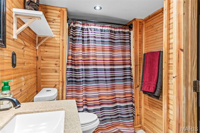 2401 Pfinister School Road, De Soto, MO 63020