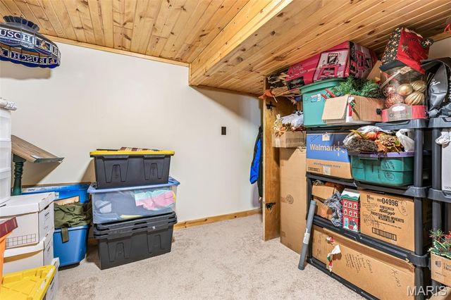 2401 Pfinister School Road, De Soto, MO 63020