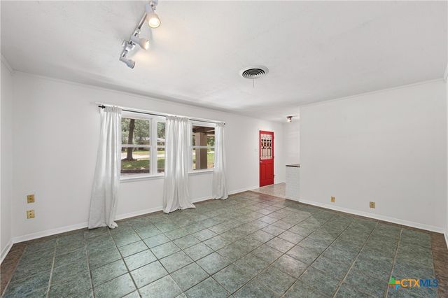 3109 W Avenue R, Temple, TX 76504