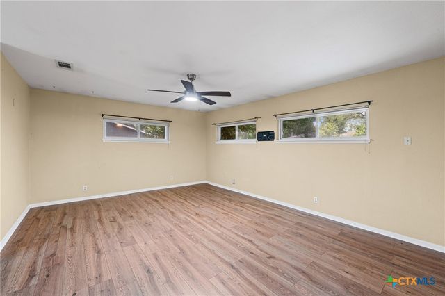 3109 W Avenue R, Temple, TX 76504