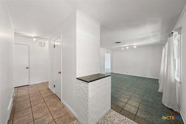 3109 W Avenue R, Temple, TX 76504