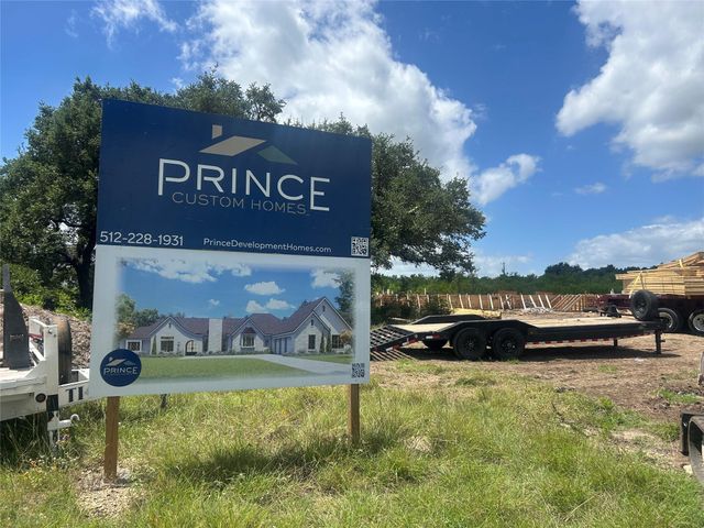 512 Kasen CIR, Liberty Hill, TX 78642