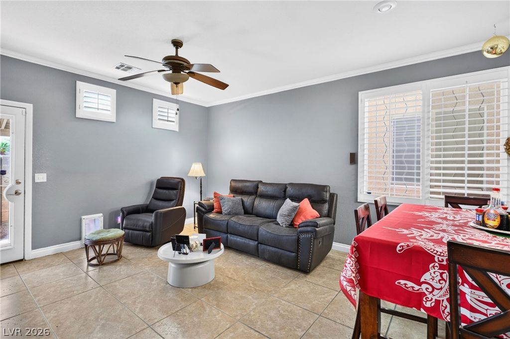 519 Midsummer Avenue, Las Vegas, NV 89183 — photo 4