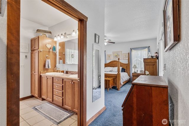 2716 Foron Road, Centralia, WA 98531