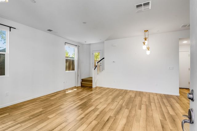 830 Brass Ct, West Sacramento, CA 95691