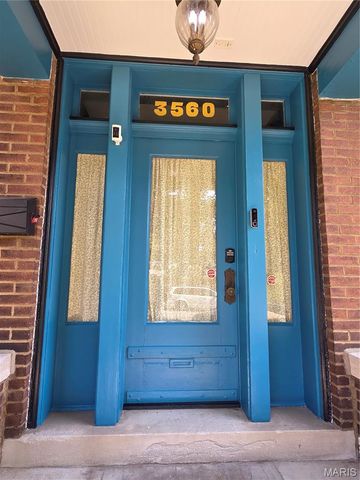 3560 S Spring Avenue, St Louis, MO 63116
