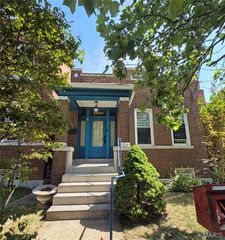 3560 S Spring Avenue, St Louis, MO 63116
