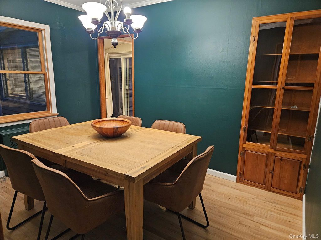 132 Maple Avenue, Bethpage, NY 11714 — photo 3