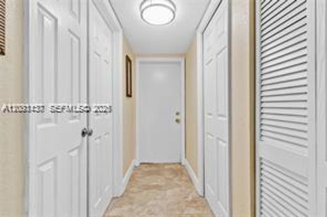 16453 SW 97th Street 0, Miami, FL 33196