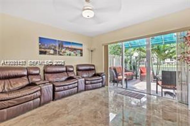 16453 SW 97th Street 0, Miami, FL 33196
