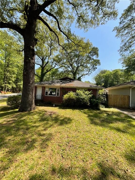 810 CLIFTON SE Road, Atlanta, GA 30316