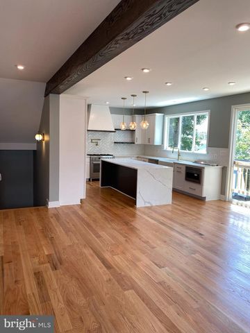 4222 LAMARRE DR, Fairfax, VA 22030