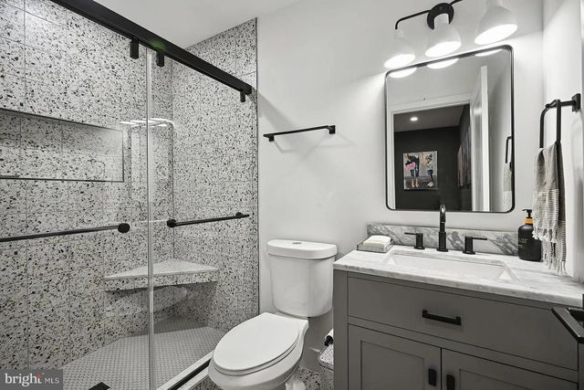 4222 LAMARRE DR, Fairfax, VA 22030