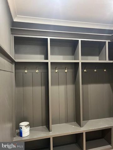 4222 LAMARRE DR, Fairfax, VA 22030