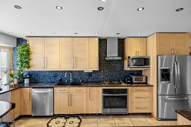 9210 Wherry Lane, Orland Park, IL 60462