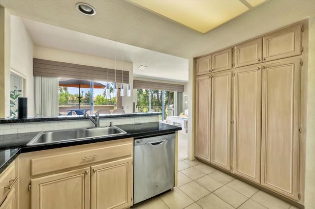 55384 Laurel, La Quinta, CA 92253