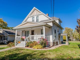 326 W 19TH AVENUE, Oshkosh, WI 54902