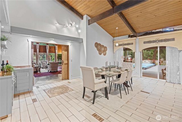 1005 62nd Avenue NE, Tacoma, WA 98422