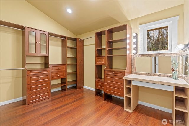 1005 62nd Avenue NE, Tacoma, WA 98422