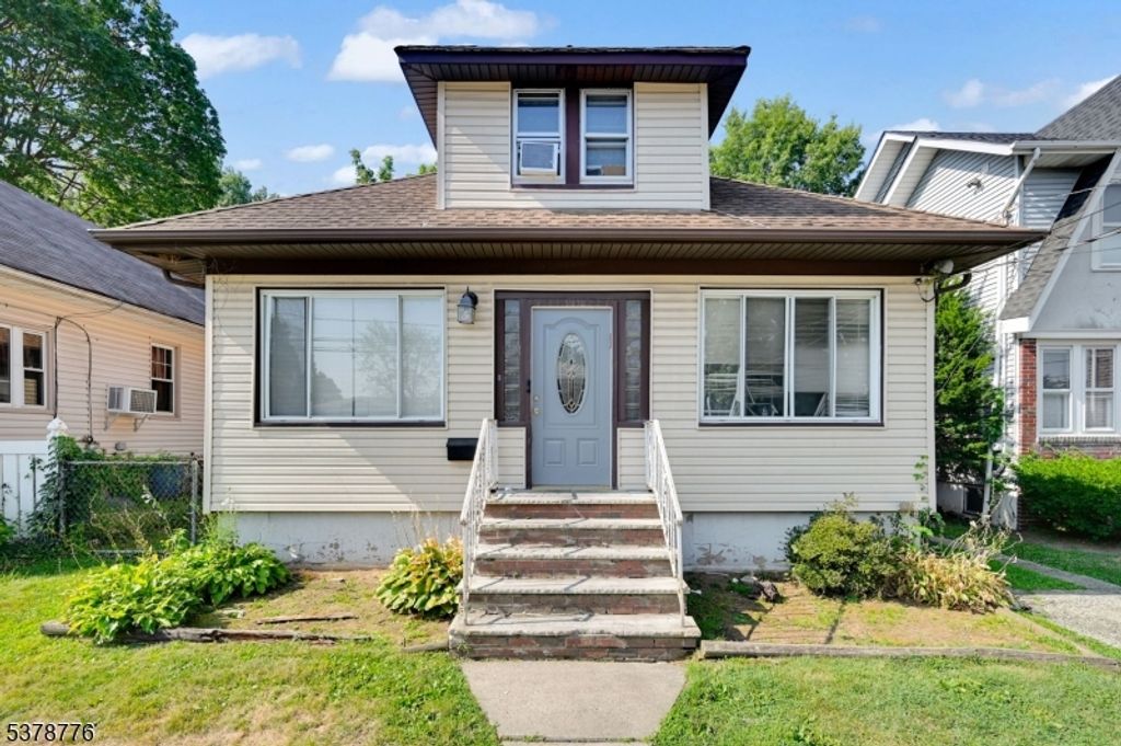 95 Terhune Ave, Passaic City, NJ 07055
