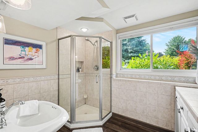 4610 S Lake Sarah Drive, Independence, MN 55359