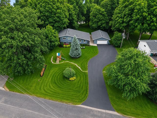 4610 S Lake Sarah Drive, Independence, MN 55359