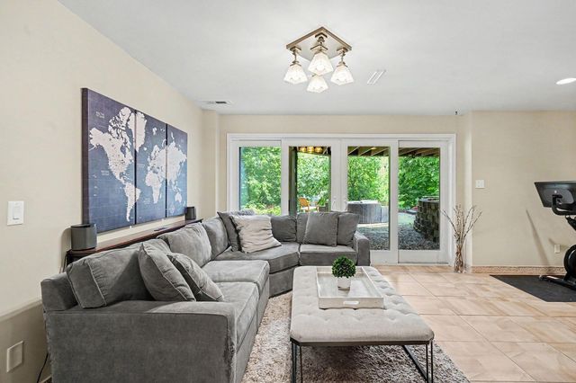4610 S Lake Sarah Drive, Independence, MN 55359