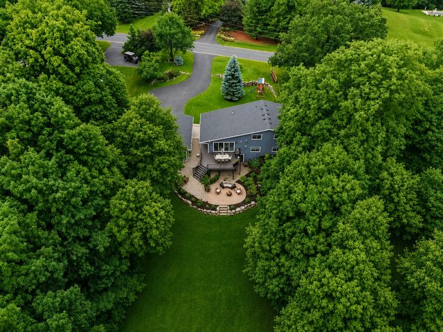 4610 S Lake Sarah Drive, Independence, MN 55359