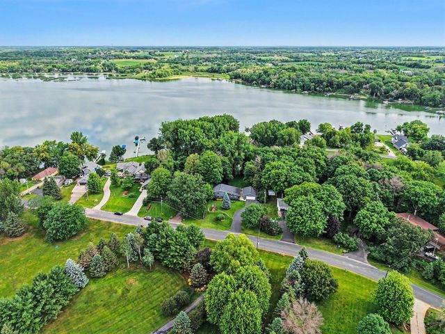 4610 S Lake Sarah Drive, Independence, MN 55359