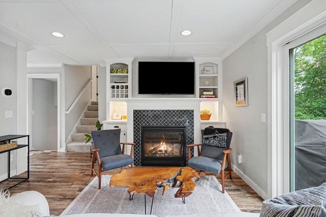 4610 S Lake Sarah Drive, Independence, MN 55359