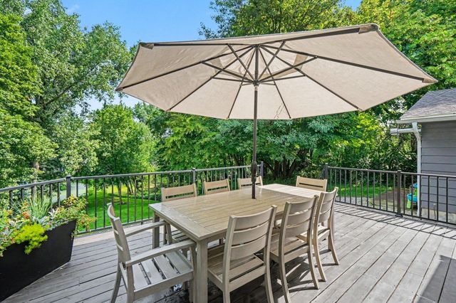 4610 S Lake Sarah Drive, Independence, MN 55359