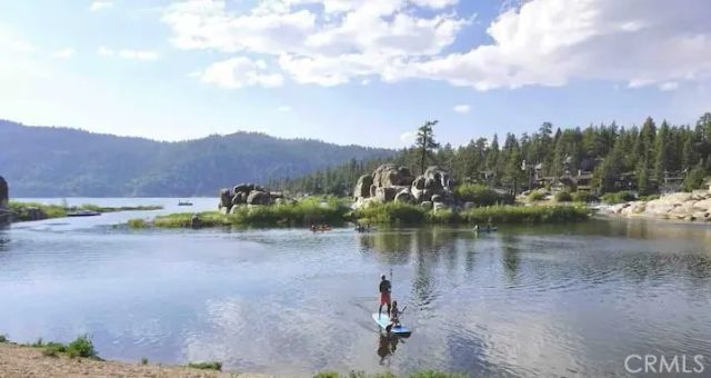 325 W Fairway Boulevard, Big Bear City, CA 92314