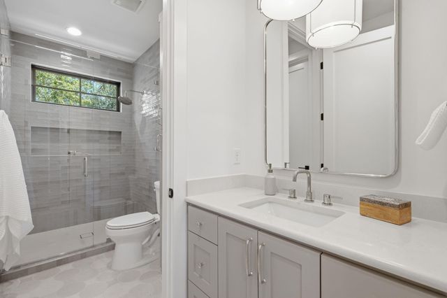 2707 White Horse TRL, Austin, TX 78757