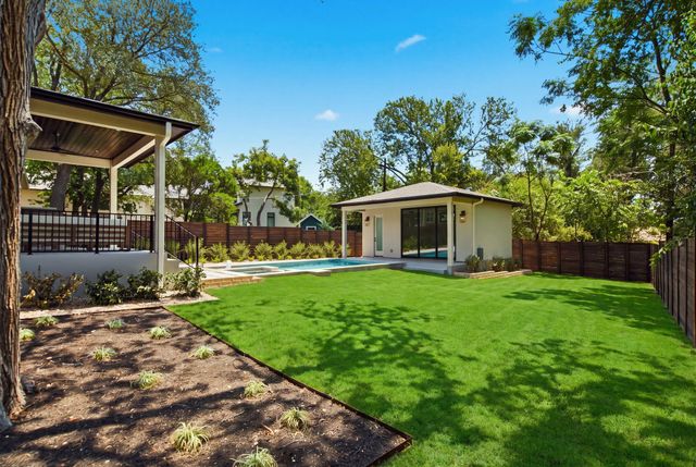 2707 White Horse TRL, Austin, TX 78757