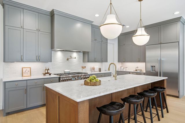 2707 White Horse TRL, Austin, TX 78757