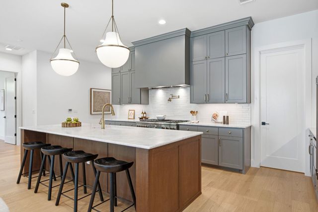 2707 White Horse TRL, Austin, TX 78757
