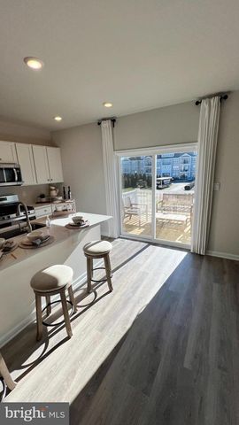 215 MACOUN WAY, Glassboro, NJ 08028