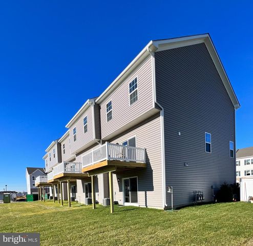 215 MACOUN WAY, Glassboro, NJ 08028