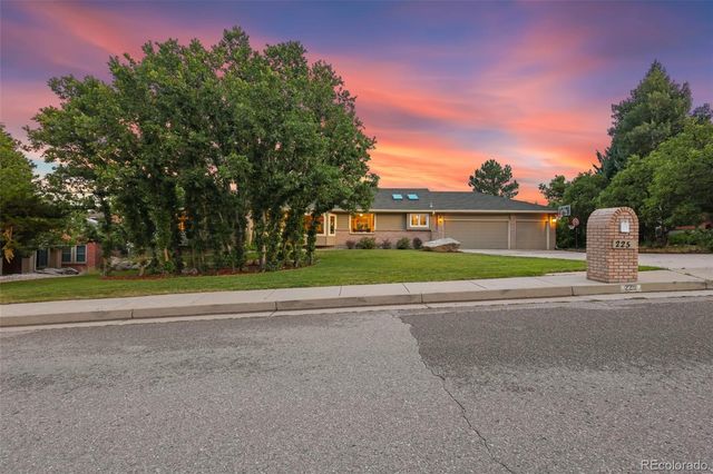 225 Thames Drive, Colorado Springs, CO 80906