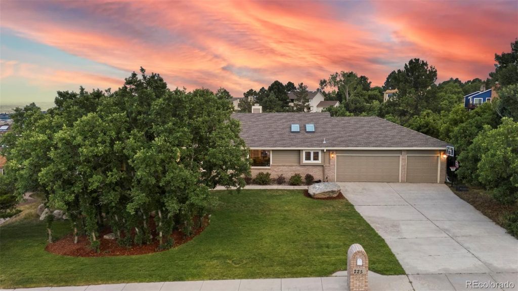 225 Thames Drive, Colorado Springs, CO 80906
