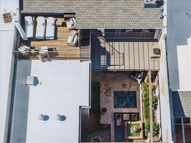 2102 Canongate Drive, Houston, TX 77056