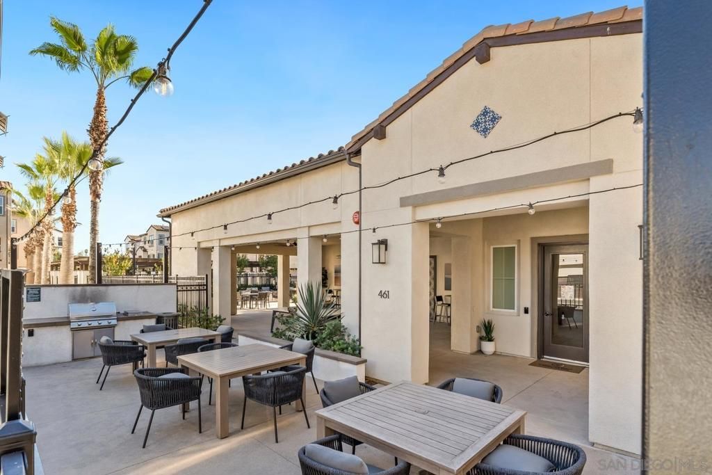 Image 51 of property listing at 2328 Columba Gln, Escondido, CA 92025