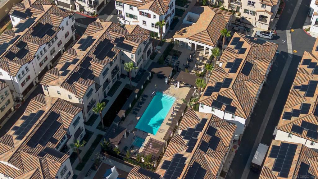 Image 65 of property listing at 2328 Columba Gln, Escondido, CA 92025