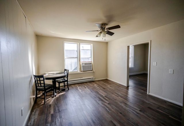 917 7th Street, Monett, MO 65708