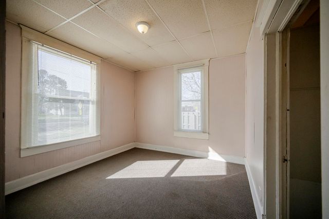 917 7th Street, Monett, MO 65708