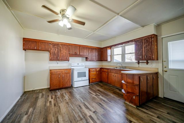 917 7th Street, Monett, MO 65708