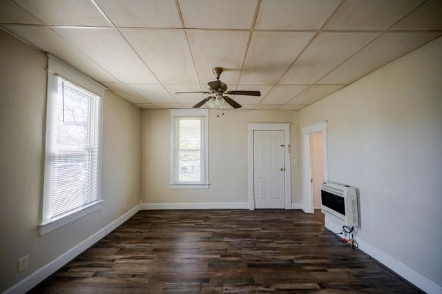 917 7th Street, Monett, MO 65708