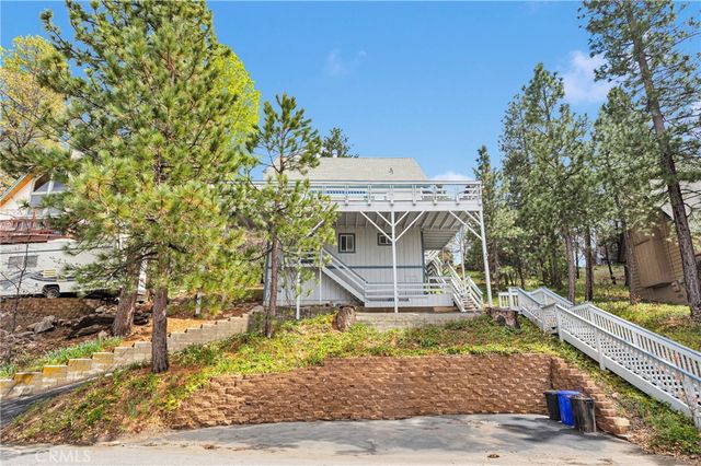 28935 Banff, Lake Arrowhead, CA 92352
